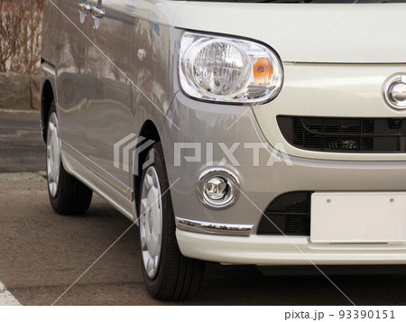 自動車イメージ　ダイハツムーブキャンバスのフロントマスク 93390151