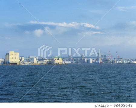 福岡県・博多港 沖合からの眺め / Fukuoka, Japan 福岡県・博多港 沖合からの眺め / Fukuoka, Japan 93405645