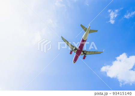 《飛行機》エアバス　Airbus A320  (A320ceo ファミリー) 93415140