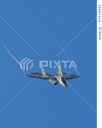 ポーランド空軍MiG-29デモチーム降下 ポーランド空軍MiG-29デモチーム降下 93416942