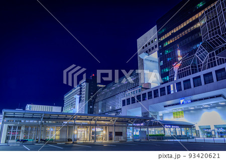 【京都の都市風景】京都駅周辺の都市夜景 93420621