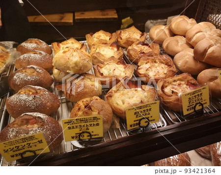 パン屋 パン屋 93421364