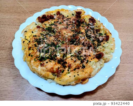 納豆入りのお好み焼き 納豆入りのお好み焼き 93422440