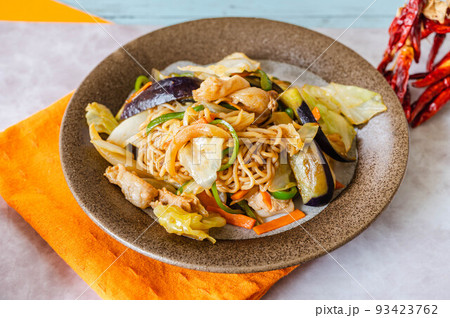 ホイコーロー風麺 ホイコーロー風麺 93423762