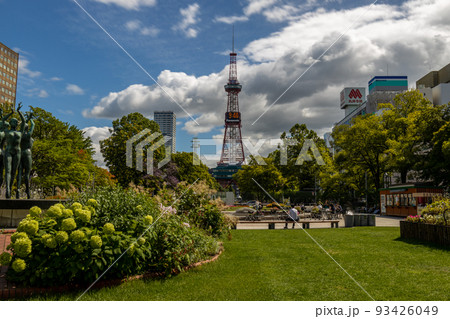 札幌　テレビ塔　さっぽろ大通公園 93426049
