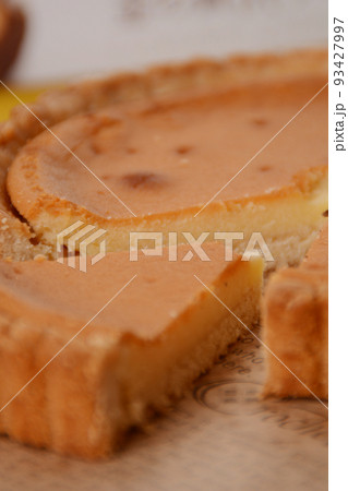 ベイクドチーズケーキ ベイクドチーズケーキ 93427997