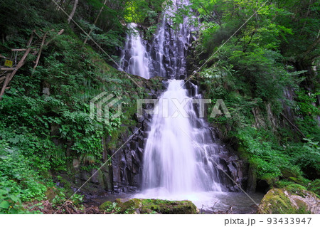 筥滝の夏の風景1 鳥取県鳥取市国府町 筥滝の夏の風景1 鳥取県鳥取市国府町 93433947