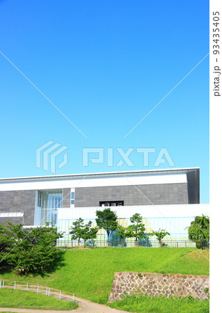 岡崎市、岡崎市図書館交流プラザの風景 岡崎市、岡崎市図書館交流プラザの風景 93435405