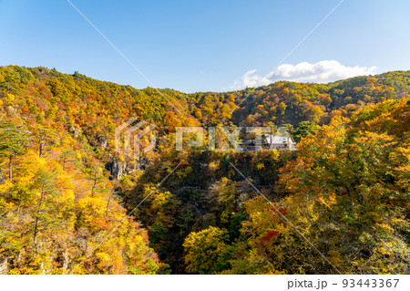 【宮城県】紅葉の鳴子峡（10月） 93443367