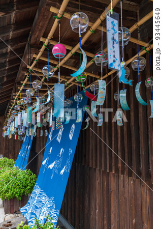 小渡夢かけ風鈴、山里に風鈴の音色が響く〈愛知県豊田市〉 93445649