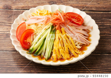 冷やし中華 93448150