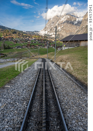 Grindelwald - beautiful village in mountain scenery Grindelwald - beautiful village in mountain scenery 93457041