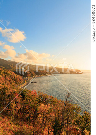 夕陽の名所プユニ岬「秋の北海道」 93460073