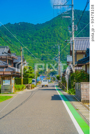 滋賀県　伊庭水郷周辺の街並み 93478108