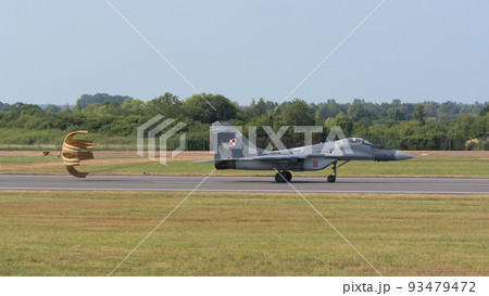 ポーランド空軍MiG-29フルクラム着陸 ポーランド空軍MiG-29フルクラム着陸 93479472