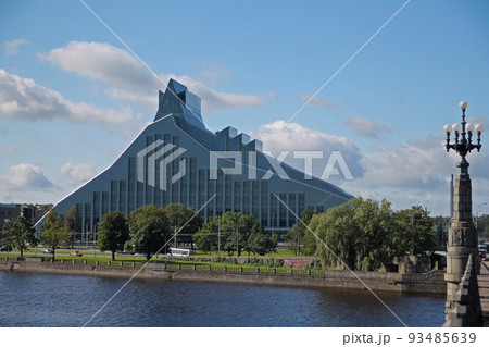 The impressive modern Riga library on the river 93485639