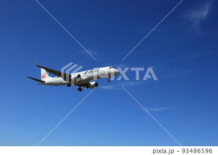 大阪伊丹空港離着陸 93486596