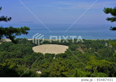 琴弾公園(香川県観音寺市・銭形の地上砂絵) 琴弾公園(香川県観音寺市・銭形の地上砂絵) 93487431