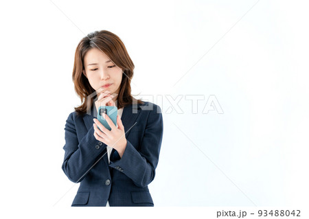 ビジネス　スマートフォン　女性 93488042