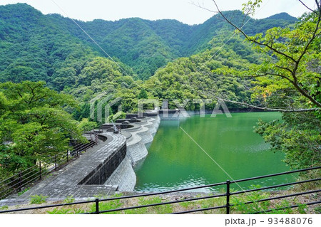 豊稔池堰堤（香川県観音寺市）アーチダムの重要文化財 93488076