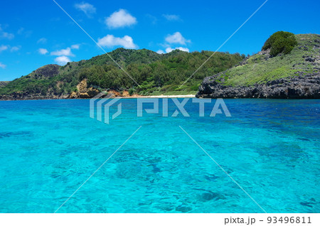 父島のジョンビーチ付近（東京都小笠原村／小笠原諸島） 93496811