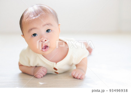 うつ伏せができるようになった赤ちゃん タミータイム 首すわりが完了した赤ちゃん 確認方法 生後3ヶ月 うつ伏せができるようになった赤ちゃん タミータイム 首すわりが完了した赤ちゃん 確認方法 生後3ヶ月 93496938