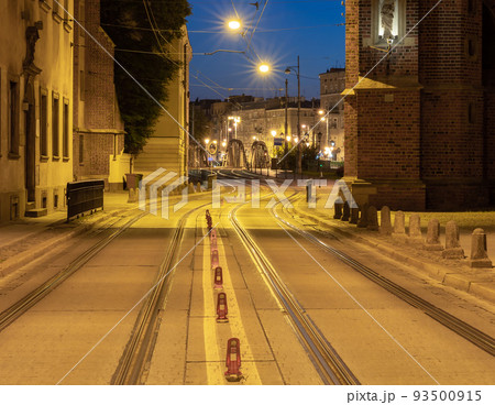 Wroclaw. Old houses in night illumination at dawn. 93500915