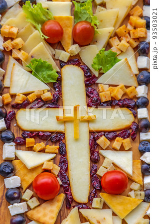 Cheese Platter Cross 93503021