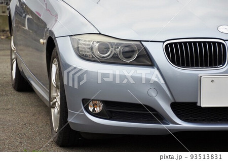 輸入車イメージ　第5世代のBMW3シリーズ　フロントマスク 93513831