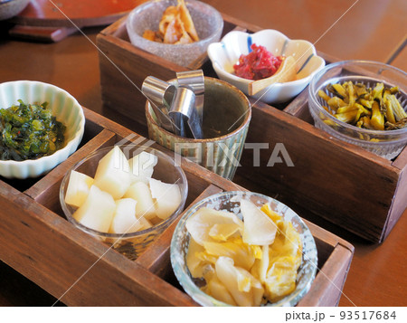 とくまる食堂のお漬物　熊本県阿蘇郡高森町上色見 93517684