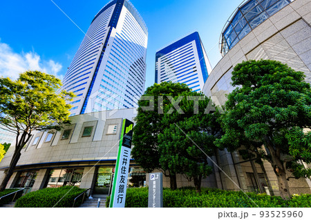 東京 江東区豊洲の都市風景 豊洲センタービルアネックスと豊洲センタービル 東京 江東区豊洲の都市風景 豊洲センタービルアネックスと豊洲センタービル 93525960