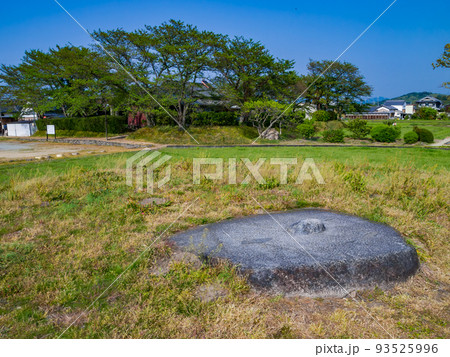 【特別史跡】本薬師寺跡　世界遺産暫定リスト「飛鳥・藤原の宮都とその関連資産群」　奈良県橿原市 93525996