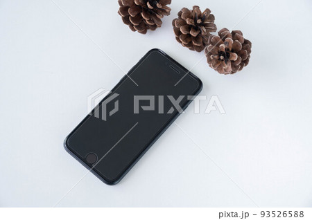今や必需品スマートフォン 今や必需品スマートフォン 93526588