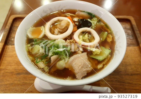 豚肉の海鮮のラーメン 豚肉の海鮮のラーメン 93527319
