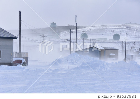 冬の北海道稚内市の風景 冬の北海道稚内市の風景 93527931
