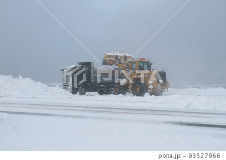 冬の北海道稚内市の風景 93527966