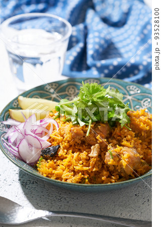 チキンビリヤニ チキンビリヤニ 93528100