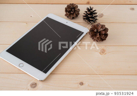 ほぼパソコンに変われるタブレット ほぼパソコンに変われるタブレット 93531924