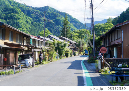 贄川宿「かかしの里」の町並み【埼玉県秩父市荒川】 贄川宿「かかしの里」の町並み【埼玉県秩父市荒川】 93532589