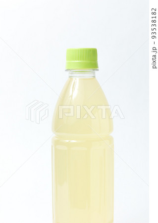 のみもの、飲物、飲料水、ペットボトル、キャップ、飲み物、容器、ドリンク、液体、ジュース、リンゴ のみもの、飲物、飲料水、ペットボトル、キャップ、飲み物、容器、ドリンク、液体、ジュース、リンゴ 93538182