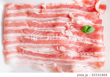 豚バラ薄切り肉 豚バラ薄切り肉 93542868