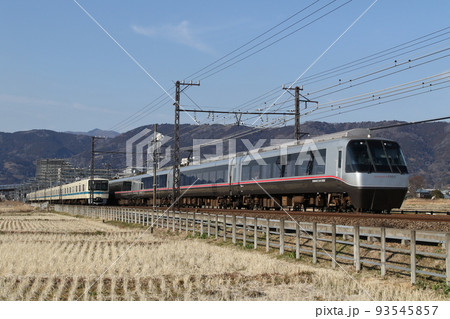 小田急電鉄30000系電車 93545857