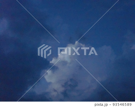 夕暮れ浮雲 夕暮れ浮雲 93546589