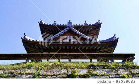 長崎県対馬にある金石城址の城門 93559633