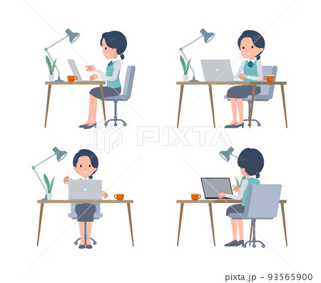 PCでデスクワークをしている事務員女性のセット 93565900