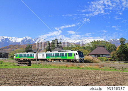 大糸線 秋のリゾートビューふるさと 大糸線 秋のリゾートビューふるさと 93566387