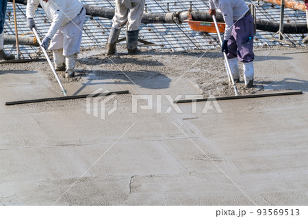 トンボ均し　土間　床　コンクリート打設　左官 93569513