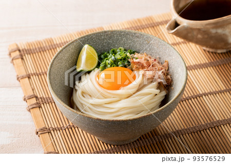 釜玉うどん 93576529