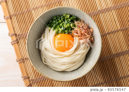 釜玉うどん 93576547
