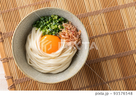釜玉うどん 釜玉うどん 93576548